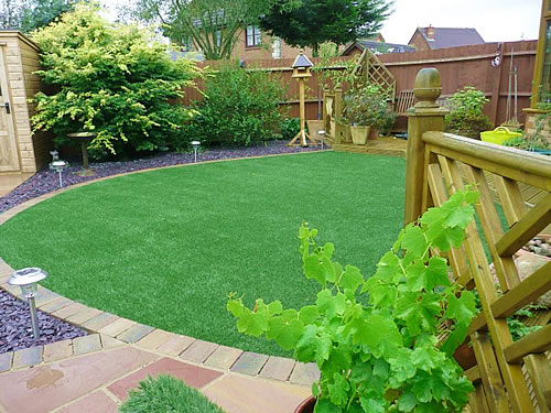 landscaped garden in frodsham